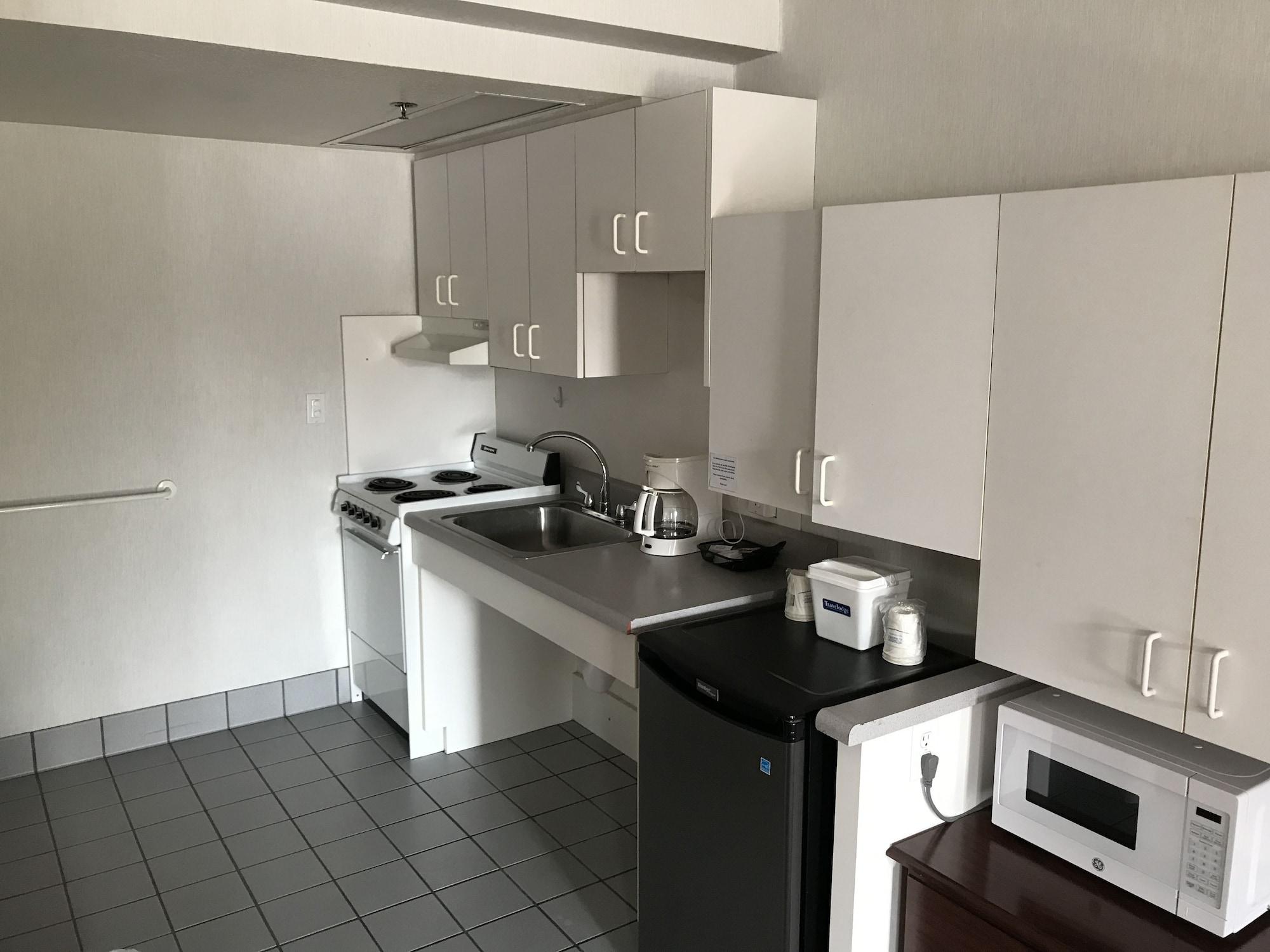 Travelodge By Wyndham Ca Motel Redding