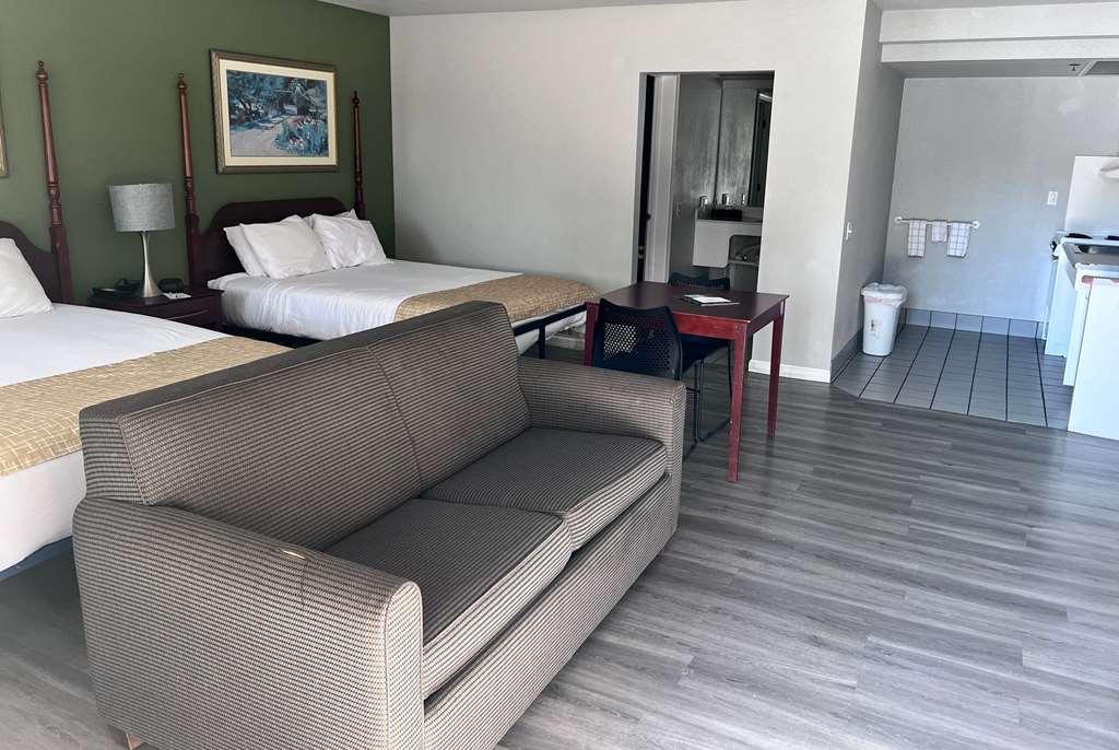 Travelodge By Wyndham Ca Motel 2*