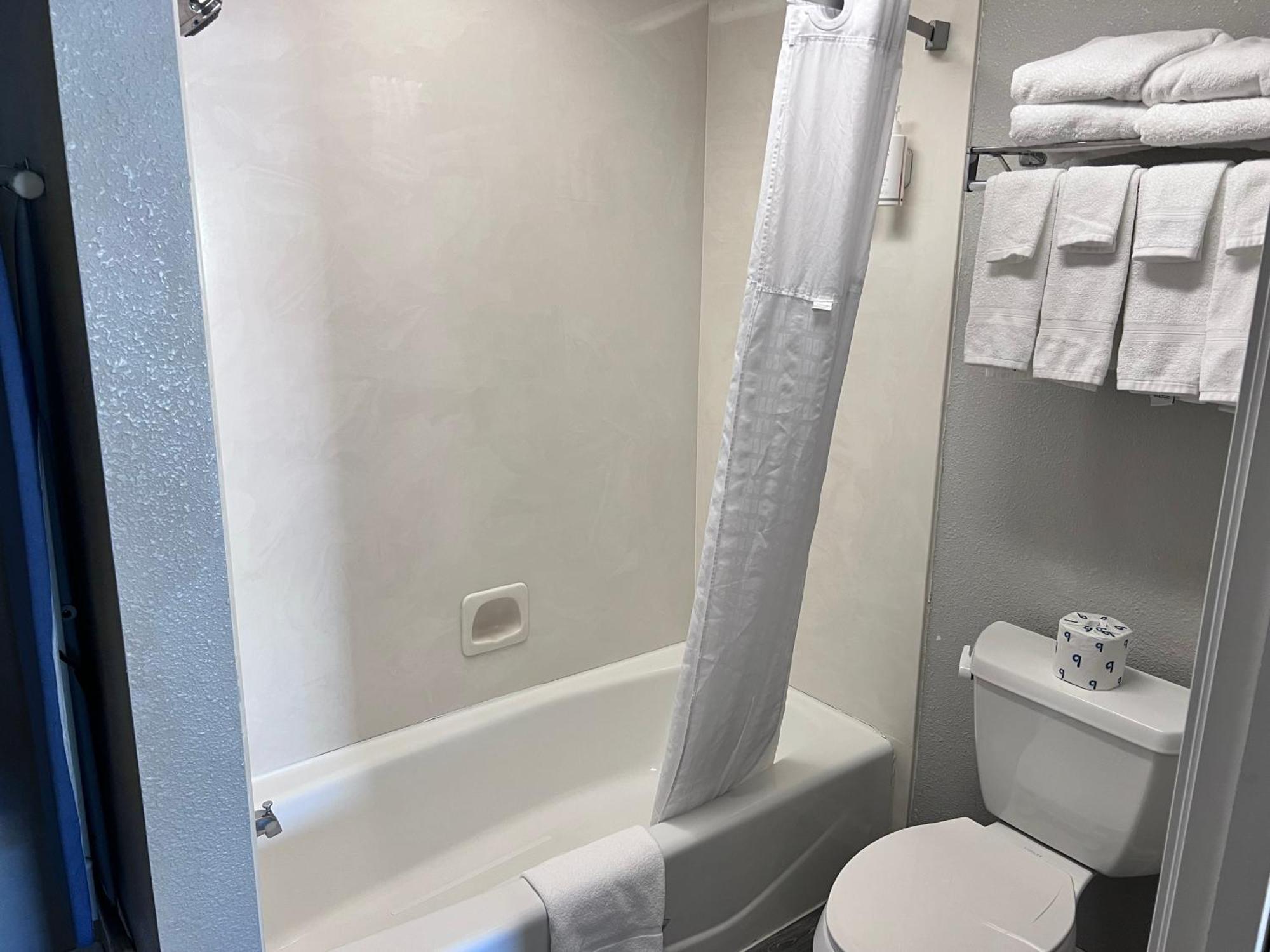 Motel Travelodge By Wyndham Ca Redding
