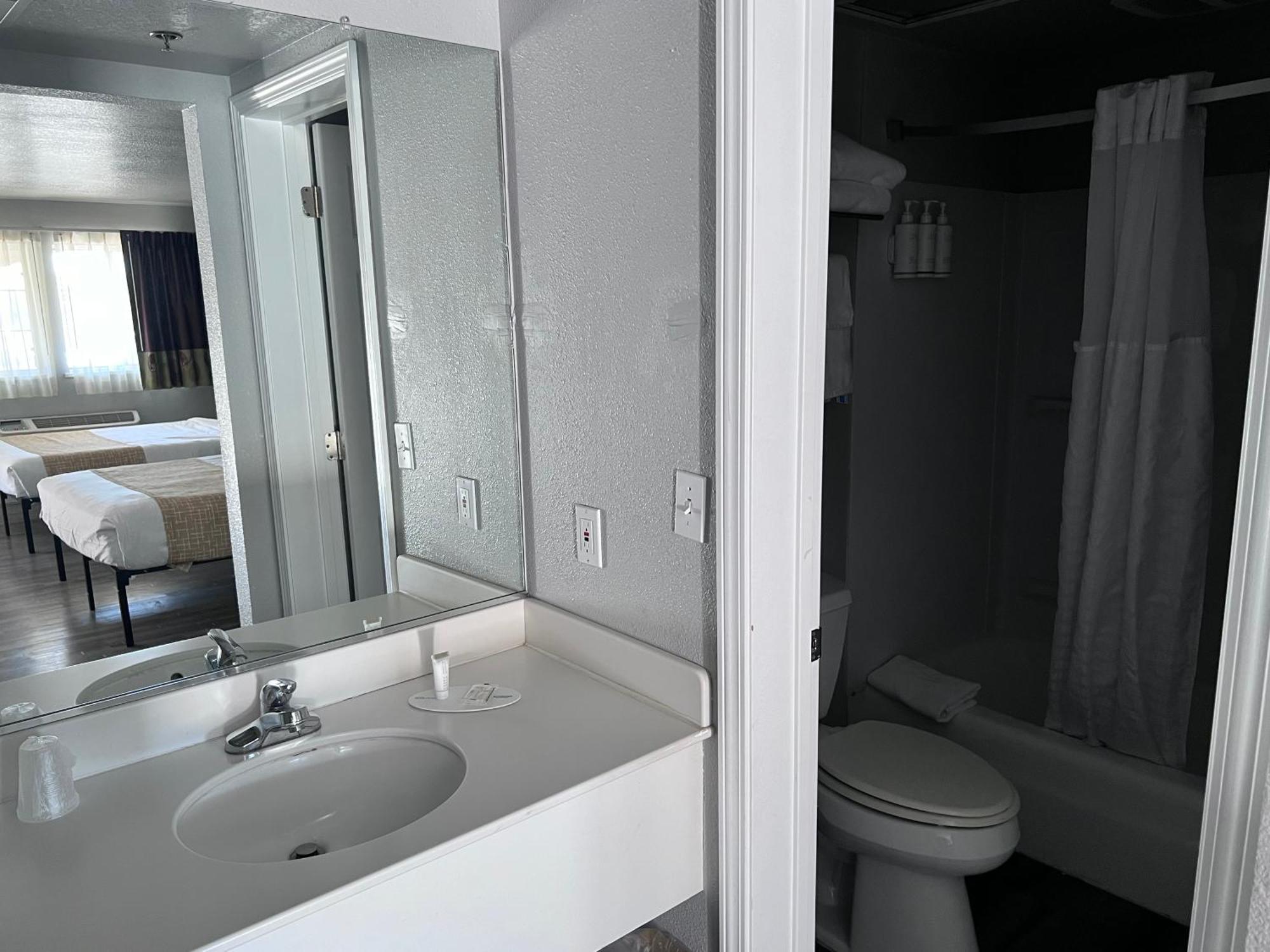 Motel Travelodge By Wyndham Ca
